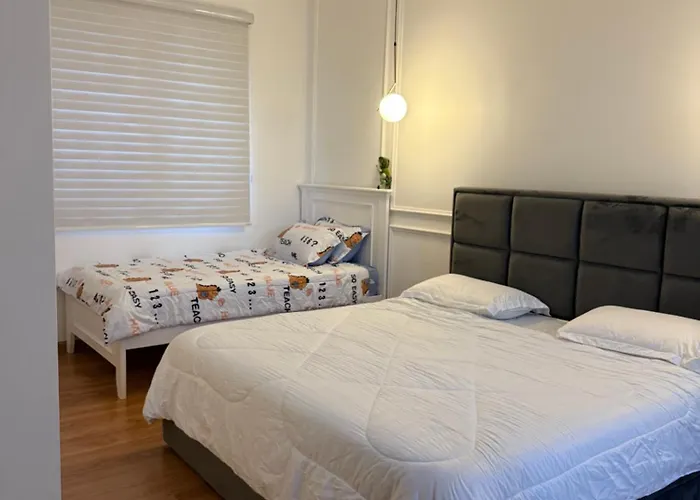 French Style Comfy Homestay Alor Setar 现代极简法式温馨民宿